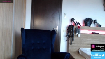 Curvyjules69  08-10-2021